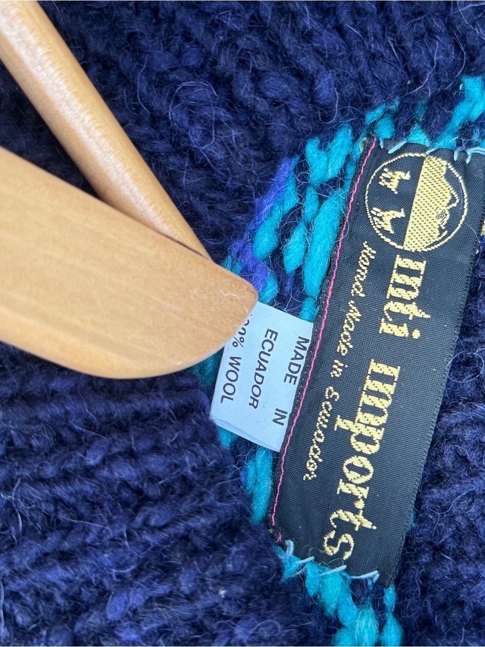 Patterned Knit Wool Sweater - Picture 4 of 4